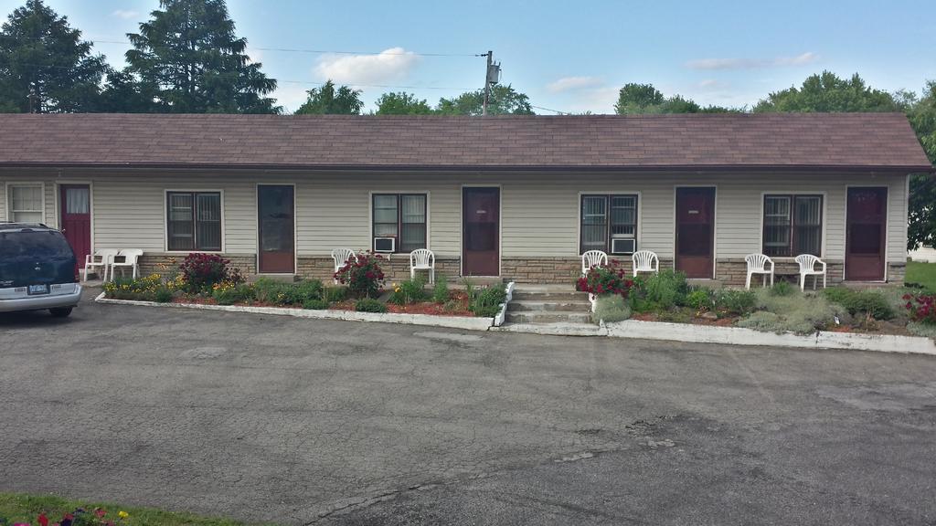 Hipwell'S Motel Fonthill ภายนอก รูปภาพ