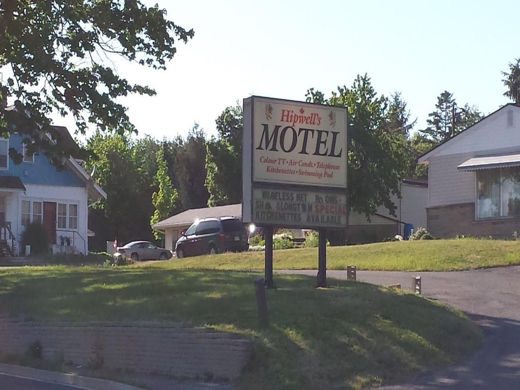 Hipwell'S Motel Fonthill ภายนอก รูปภาพ