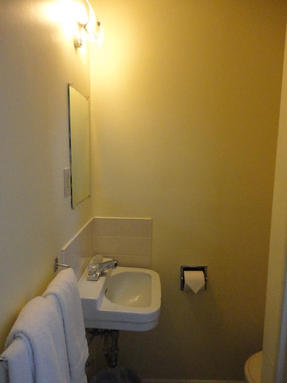Hipwell'S Motel Fonthill ห้อง รูปภาพ