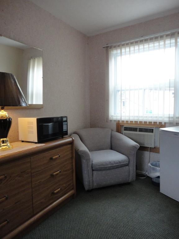 Hipwell'S Motel Fonthill ภายนอก รูปภาพ